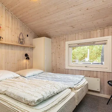 Four-bedroom In 1 Otel Nordenbro Vesteregn