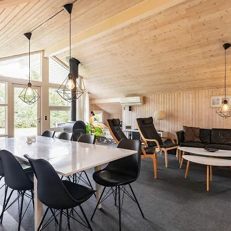 Four-bedroom In 1 Otel Nordenbro Vesteregn