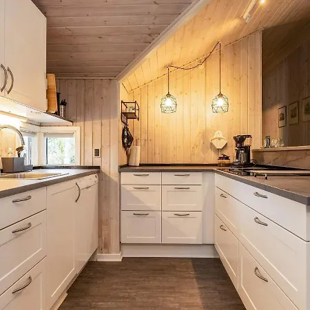 Four-bedroom In 1 4*